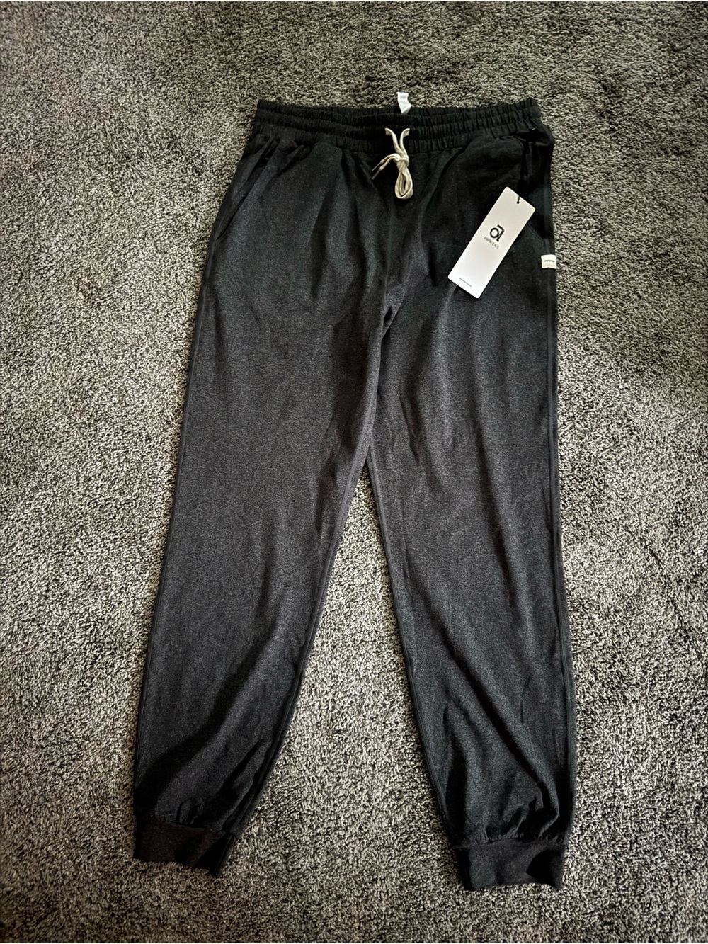 Awwena Women’s Black Athletic Yoga Jogger PantsSize Medium